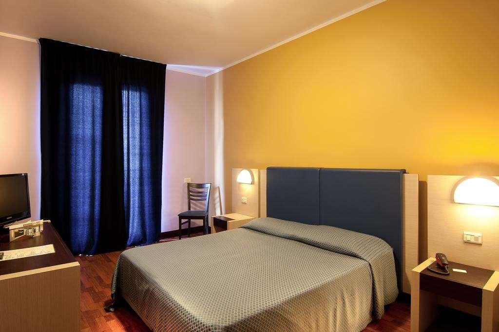 Hotel Leonardo Da Vinci Firenze Værelse billede